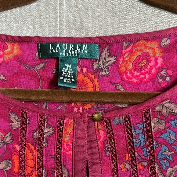 Lauren Ralph Lauren Floral 3/4 Sleeve Blouse in Red and Pink - Picture 4 of 9